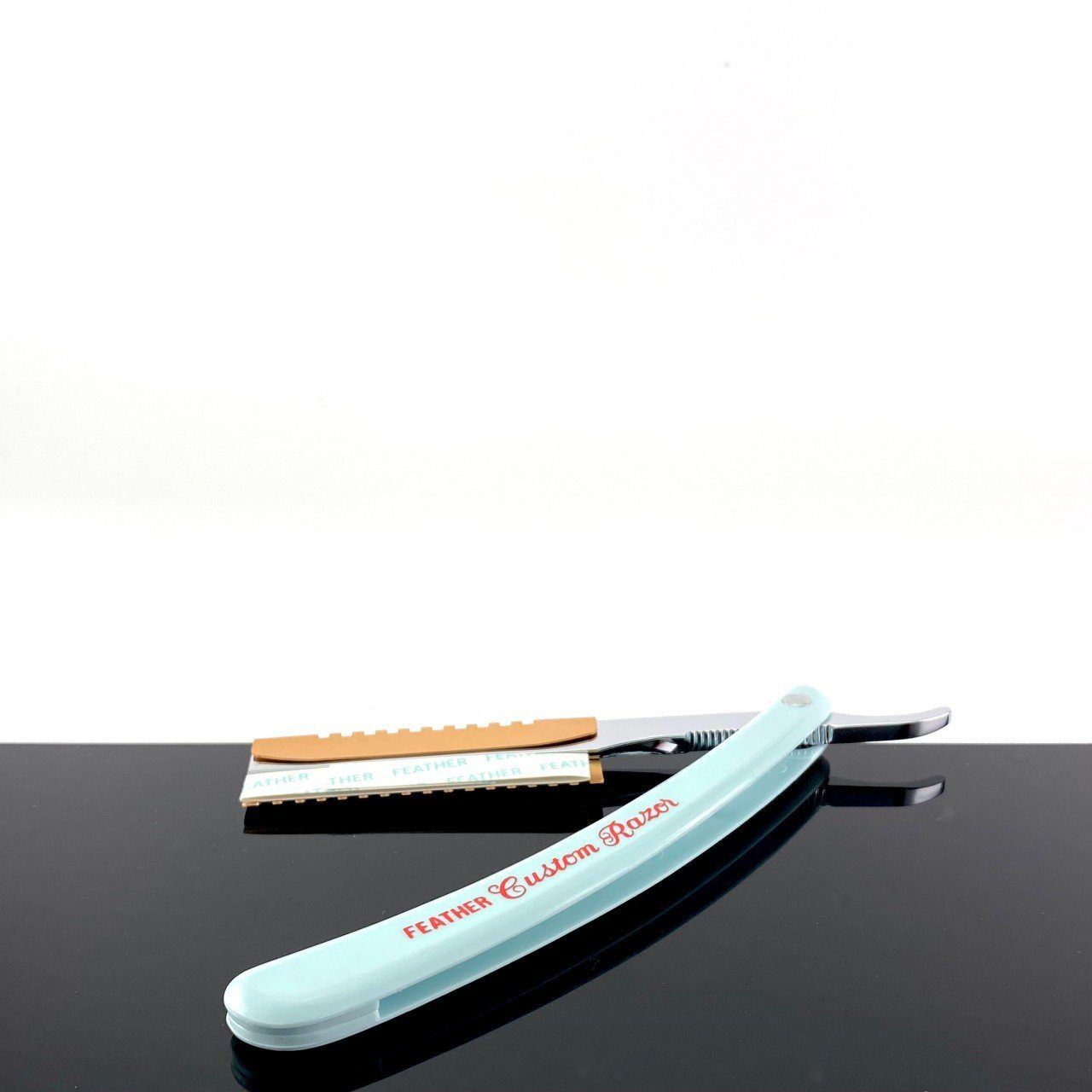Feather Custom Shaper Razor Shavette – Style & Swagger